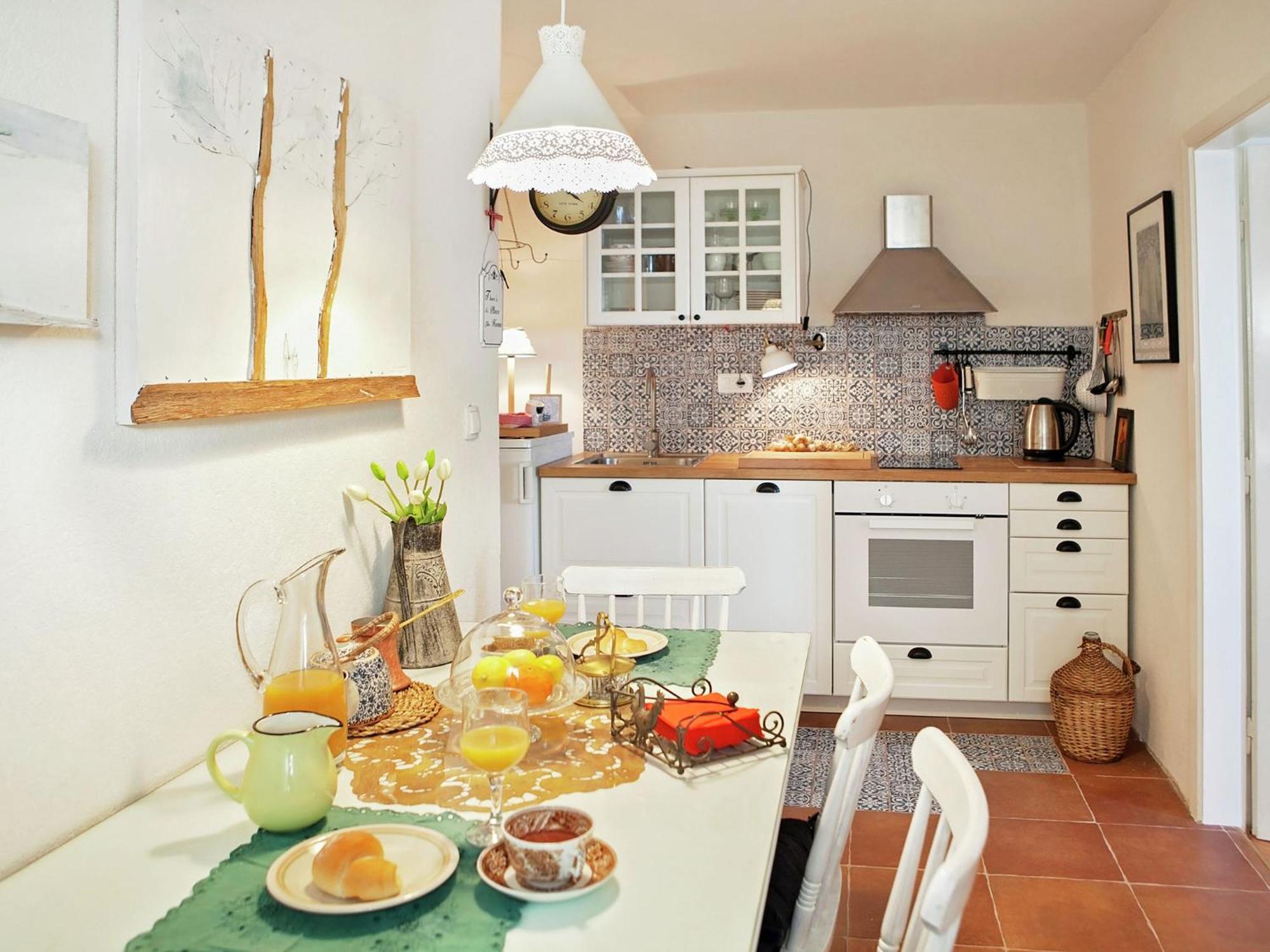 Cozy Apartment With A Balcony And A Sea View Brela Eksteriør billede
