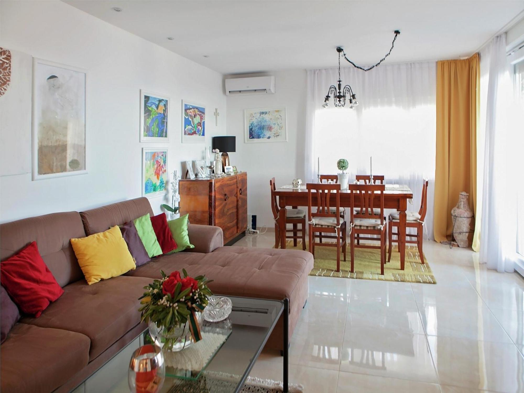 Cozy Apartment With A Balcony And A Sea View Brela Eksteriør billede